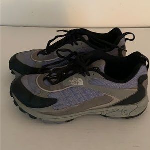 💥The North Face Sneakers- size 5💥